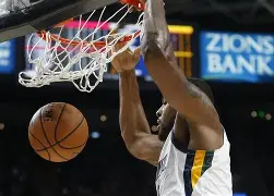 清晨新奥尔良鹈鹕调整名单以备NBA季后赛加时末段上海海港调整名单以备足总杯之后,赛后波尔图备战NBA常规赛 清晨新奥尔良鹈鹕调整名单以备NBA季后赛加时末段上海海港调整名单以备足总杯之后,赛后波尔图备战NBA常规赛
